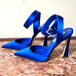 Steven Madden pumps heels